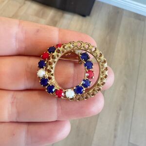 Vintage Red Blue Rhinestones Gold Double Ring Intertwined Circles Brooch Pin